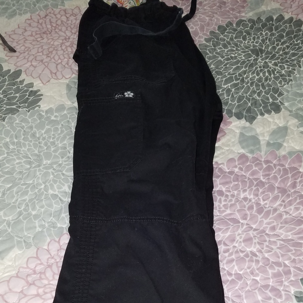 Koi Scrub pants small